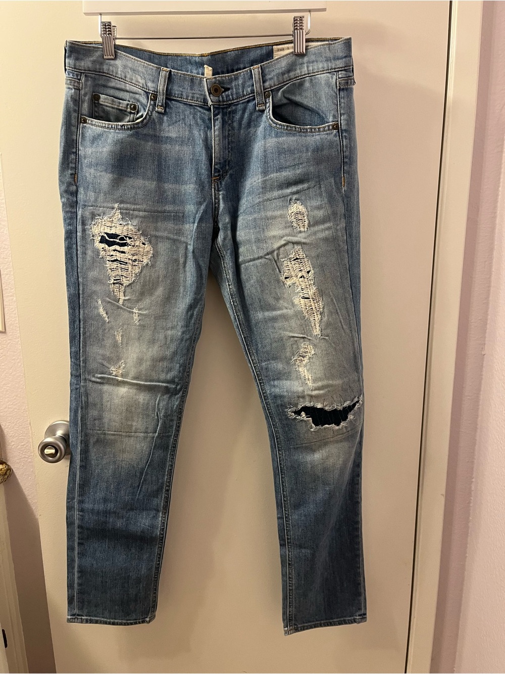 Rag & Bone-The Dre Jeans EUC Size 29/Rise 29-W 17-L 37- Inseam 29